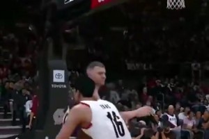 这也太敢想了！网友曾用2K操作杨瀚森打爆约基奇🙊