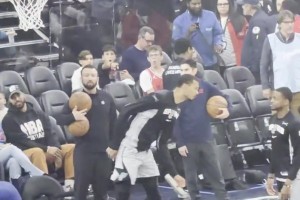 大哥，把你放第一个的原因找到了！！😅